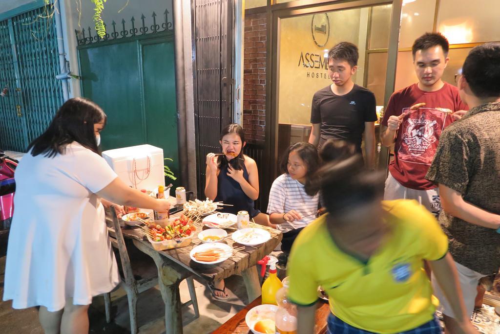 Assembly Hostel Bangkok Ngoại thất bức ảnh